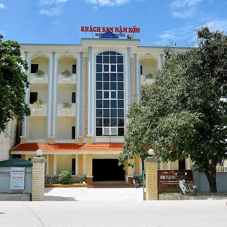 Nam Rom Hotel Dien Bien Phu Luaran gambar
